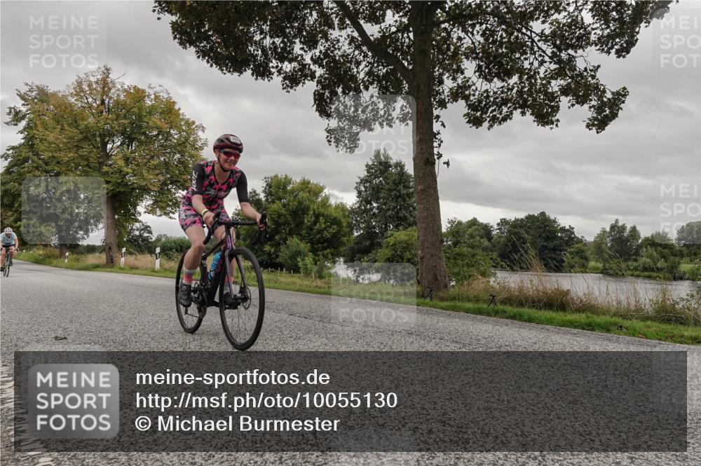 30.08.2026 - Elbe Triathlon Hamburg Michael Burmester http://msf.ph/oto/10055130 30.08.2026 11:25:16 Radfahren 1635, 1668, 1673 meine-sportfotos.de