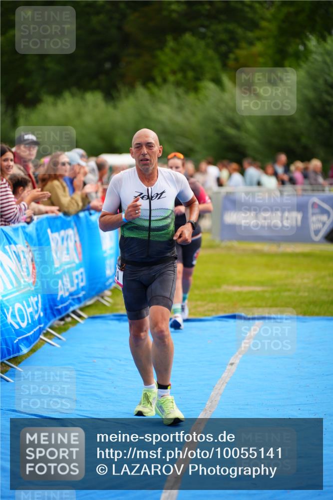 30.08.2026 - Elbe Triathlon Hamburg LAZAROV Photography http://msf.ph/oto/10055141 30.08.2026 11:01:14 Ziel 261, 391 meine-sportfotos.de