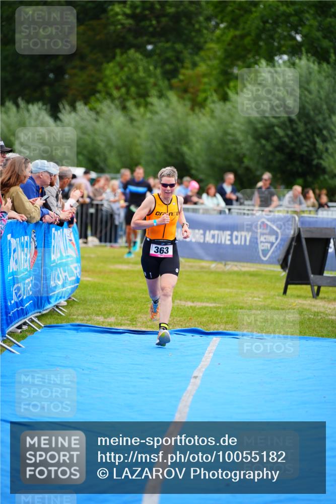 30.08.2026 - Elbe Triathlon Hamburg LAZAROV Photography http://msf.ph/oto/10055182 30.08.2026 11:02:10 Ziel 363 meine-sportfotos.de