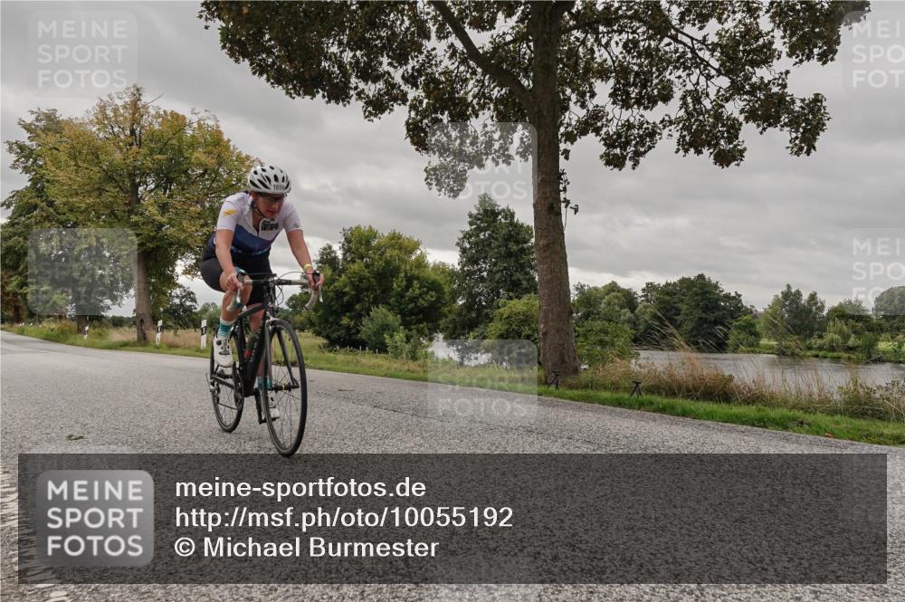 30.08.2026 - Elbe Triathlon Hamburg Michael Burmester http://msf.ph/oto/10055192 30.08.2026 11:26:46 Radfahren 1656, 1700 meine-sportfotos.de
