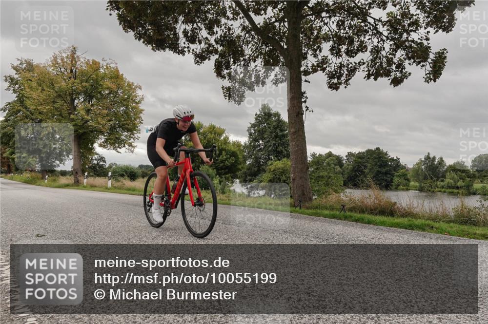 30.08.2026 - Elbe Triathlon Hamburg Michael Burmester http://msf.ph/oto/10055199 30.08.2026 11:27:02 Radfahren 1190, 1398, 1399, 1463 meine-sportfotos.de