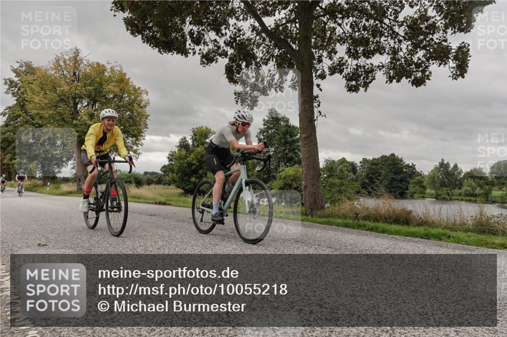 30.08.2026 - Elbe Triathlon Hamburg Michael Burmester http://msf.ph/oto/10055218 30.08.2026 11:27:44 Radfahren 1366, 1457, 1458, 1518, 1652, 1657, 1661, 1692, 1704 meine-sportfotos.de