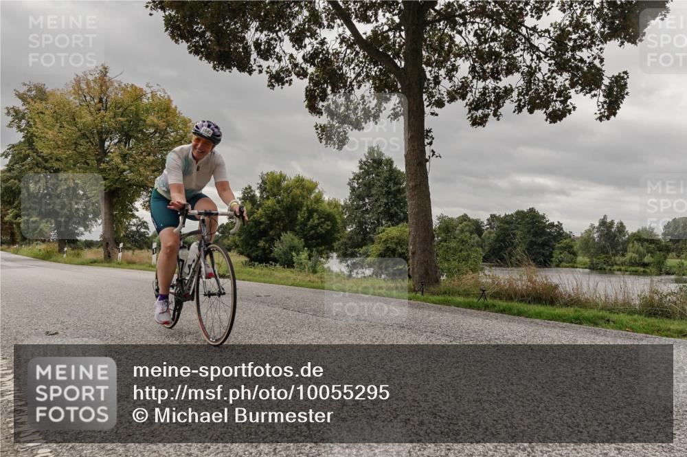 30.08.2026 - Elbe Triathlon Hamburg Michael Burmester http://msf.ph/oto/10055295 30.08.2026 11:29:40 Radfahren 1476, 1581, 1682 meine-sportfotos.de