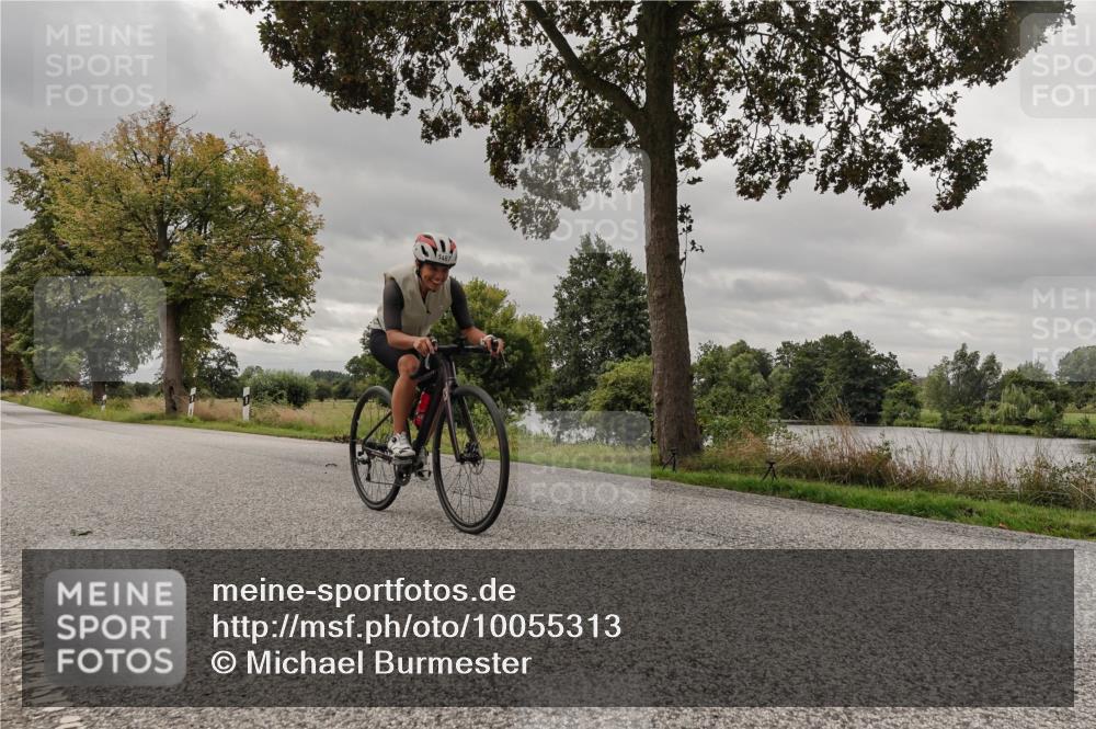 30.08.2026 - Elbe Triathlon Hamburg Michael Burmester http://msf.ph/oto/10055313 30.08.2026 11:30:26 Radfahren 1467, 1510 meine-sportfotos.de