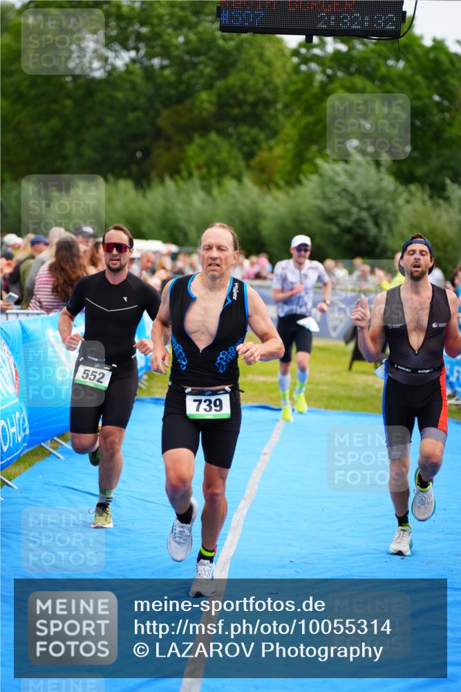 30.08.2026 - Elbe Triathlon Hamburg LAZAROV Photography http://msf.ph/oto/10055314 30.08.2026 11:02:38 Ziel 434, 552, 637, 739, 1116 meine-sportfotos.de