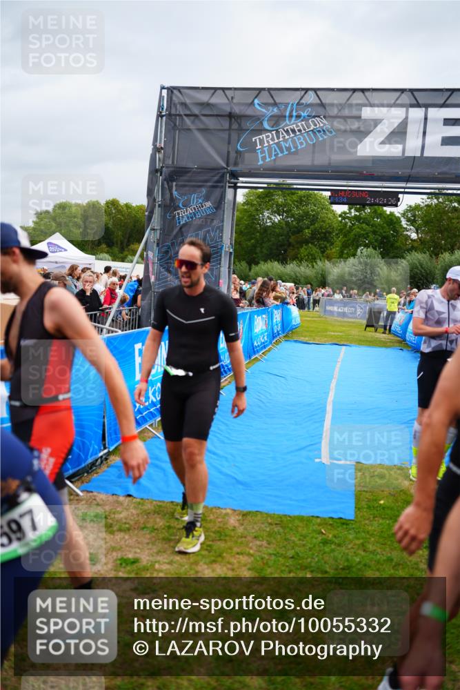 30.08.2026 - Elbe Triathlon Hamburg LAZAROV Photography http://msf.ph/oto/10055332 30.08.2026 11:02:42 Ziel 552, 1116 meine-sportfotos.de