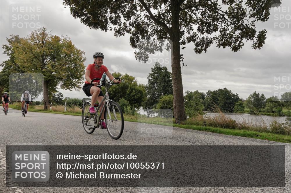 30.08.2026 - Elbe Triathlon Hamburg Michael Burmester http://msf.ph/oto/10055371 30.08.2026 11:32:19 Radfahren 1500, 1634, 1640, 1645 meine-sportfotos.de