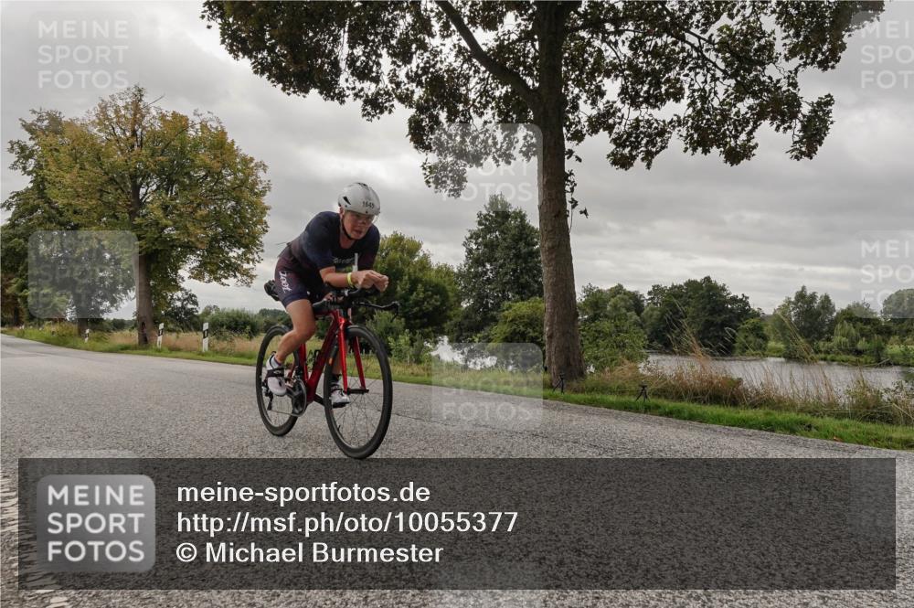 30.08.2026 - Elbe Triathlon Hamburg Michael Burmester http://msf.ph/oto/10055377 30.08.2026 11:32:24 Radfahren 1645 meine-sportfotos.de