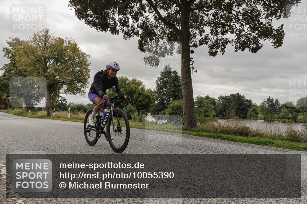 30.08.2026 - Elbe Triathlon Hamburg Michael Burmester http://msf.ph/oto/10055390 30.08.2026 11:33:07 Radfahren 1402, 1583, 1591 meine-sportfotos.de