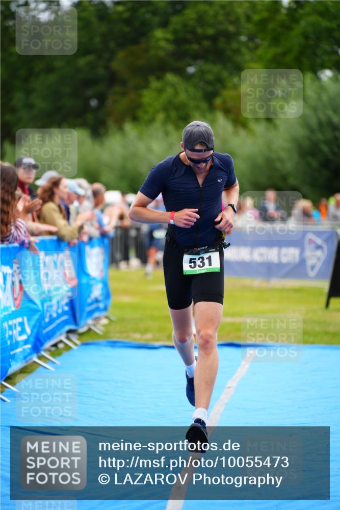 30.08.2026 - Elbe Triathlon Hamburg LAZAROV Photography http://msf.ph/oto/10055473 30.08.2026 11:03:56 Ziel 483, 531, 642, 664 meine-sportfotos.de