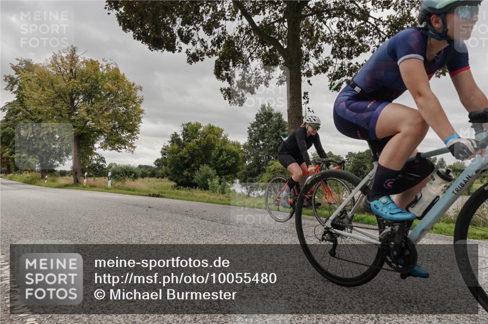 30.08.2026 - Elbe Triathlon Hamburg Michael Burmester http://msf.ph/oto/10055480 30.08.2026 11:37:02 Radfahren 804, 1377, 1534 meine-sportfotos.de