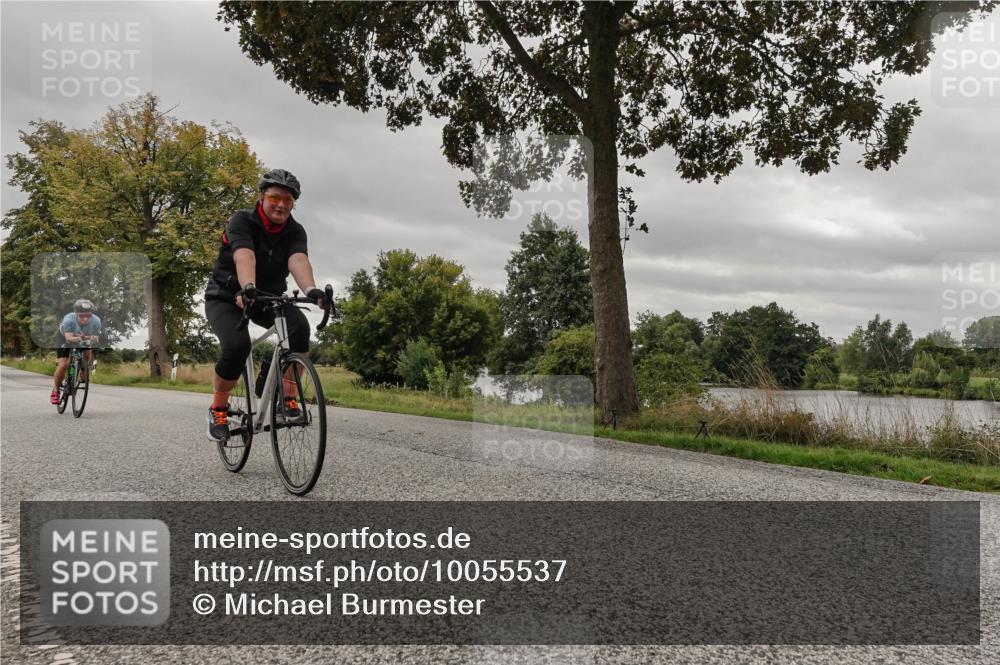 30.08.2026 - Elbe Triathlon Hamburg Michael Burmester http://msf.ph/oto/10055537 30.08.2026 11:39:08 Radfahren 1524, 1540, 1543, 1683, 1715 meine-sportfotos.de