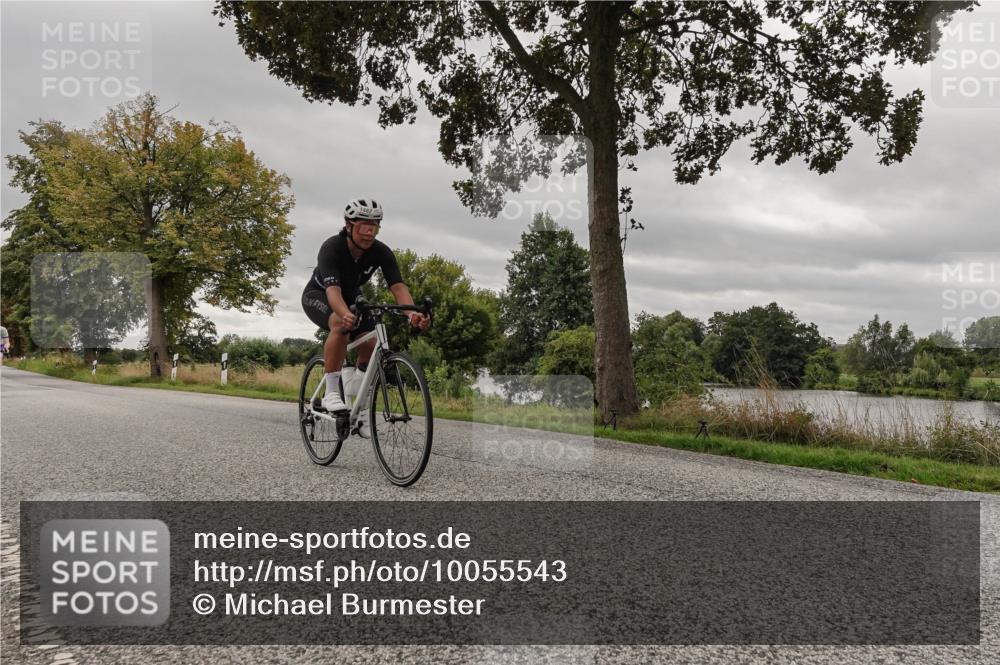 30.08.2026 - Elbe Triathlon Hamburg Michael Burmester http://msf.ph/oto/10055543 30.08.2026 11:39:25 Radfahren 1482, 1542, 1593, 1678 meine-sportfotos.de
