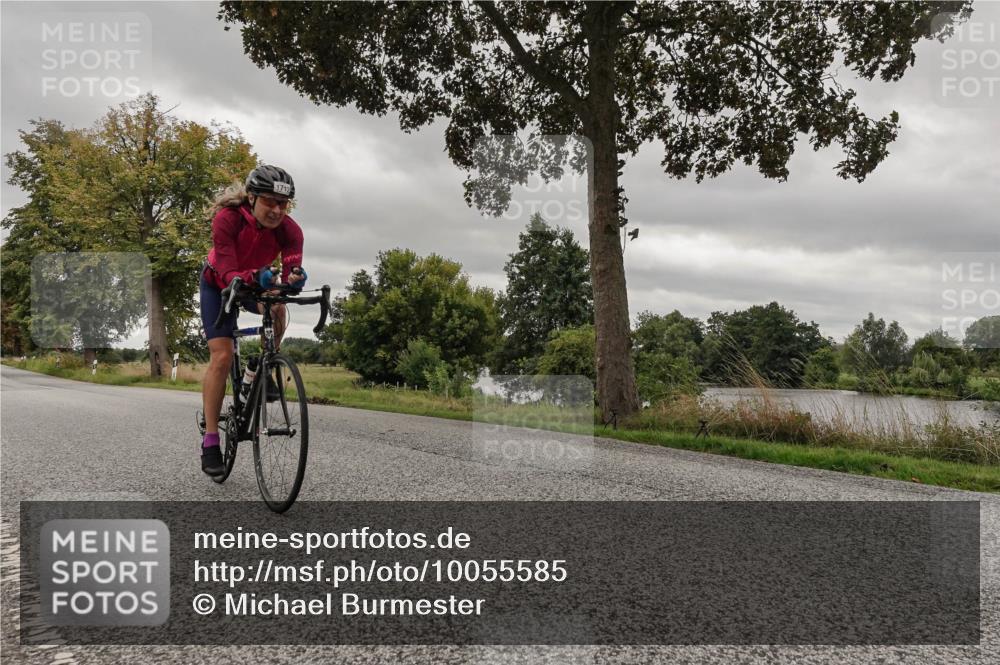 30.08.2026 - Elbe Triathlon Hamburg Michael Burmester http://msf.ph/oto/10055585 30.08.2026 11:41:44 Radfahren 1712 meine-sportfotos.de