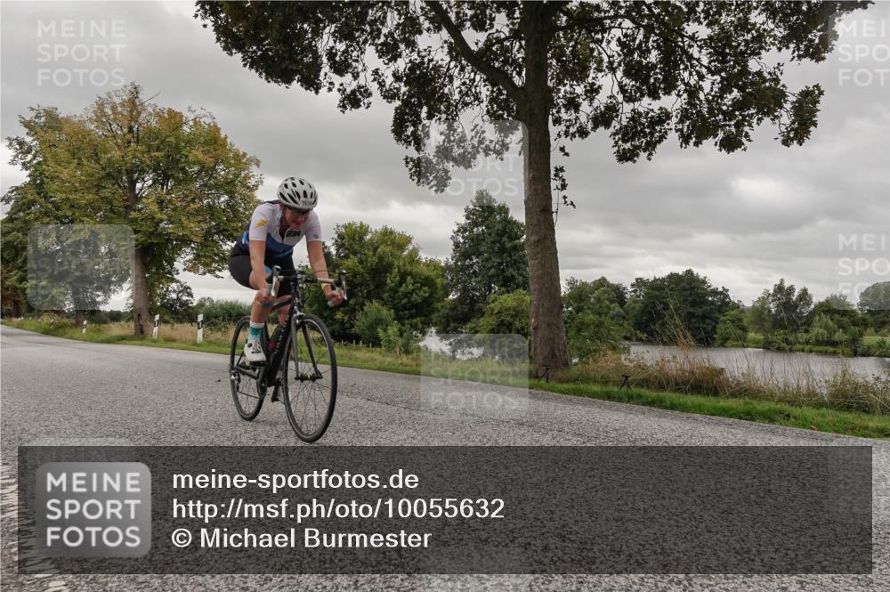 30.08.2026 - Elbe Triathlon Hamburg Michael Burmester http://msf.ph/oto/10055632 30.08.2026 11:44:54 Radfahren 1546, 1656 meine-sportfotos.de