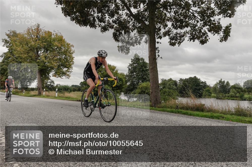 30.08.2026 - Elbe Triathlon Hamburg Michael Burmester http://msf.ph/oto/10055645 30.08.2026 11:45:32 Radfahren 1661, 1695, 1711 meine-sportfotos.de