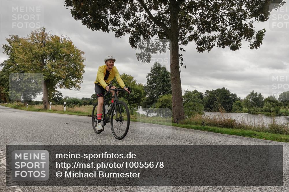 30.08.2026 - Elbe Triathlon Hamburg Michael Burmester http://msf.ph/oto/10055678 30.08.2026 11:47:50 Radfahren 1692 meine-sportfotos.de