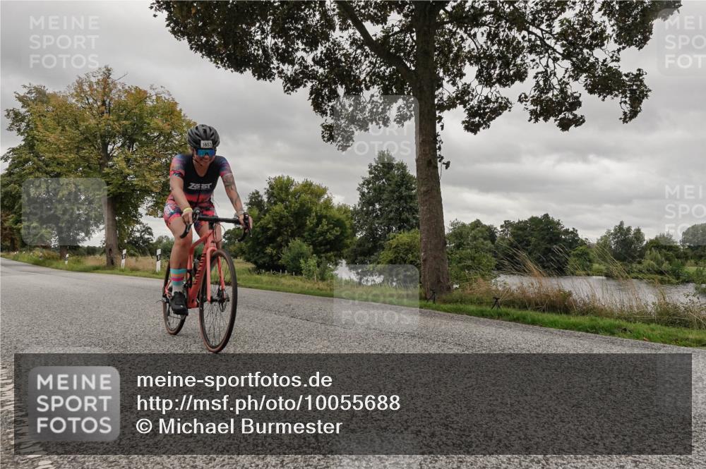 30.08.2026 - Elbe Triathlon Hamburg Michael Burmester http://msf.ph/oto/10055688 30.08.2026 11:48:43 Radfahren 1653 meine-sportfotos.de