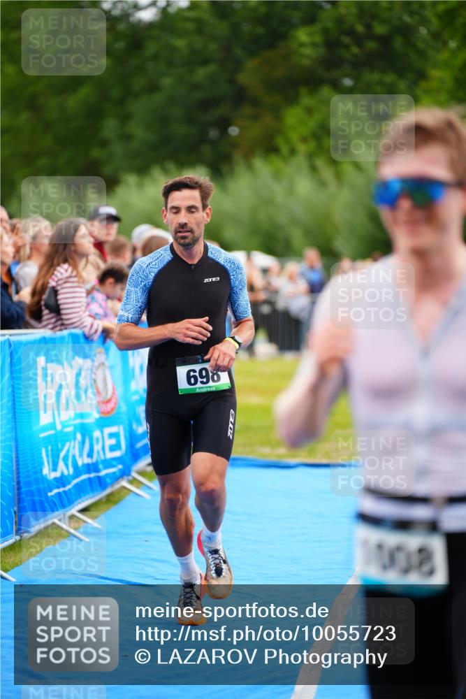 30.08.2026 - Elbe Triathlon Hamburg LAZAROV Photography http://msf.ph/oto/10055723 30.08.2026 11:05:19 Ziel 656, 698, 1008 meine-sportfotos.de