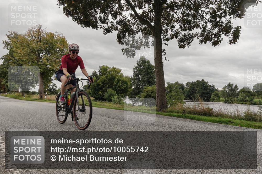 30.08.2026 - Elbe Triathlon Hamburg Michael Burmester http://msf.ph/oto/10055742 30.08.2026 11:56:07 Radfahren 1709 meine-sportfotos.de