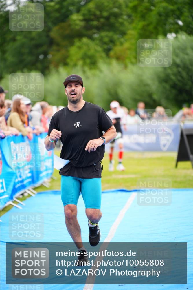 30.08.2026 - Elbe Triathlon Hamburg LAZAROV Photography http://msf.ph/oto/10055808 30.08.2026 11:05:58 Ziel 414, 431, 671, 779 meine-sportfotos.de