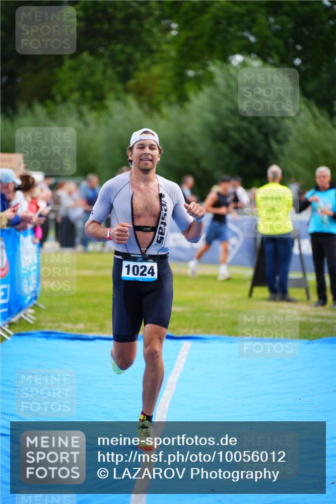 30.08.2026 - Elbe Triathlon Hamburg LAZAROV Photography http://msf.ph/oto/10056012 30.08.2026 11:07:19 Ziel 488, 1024 meine-sportfotos.de