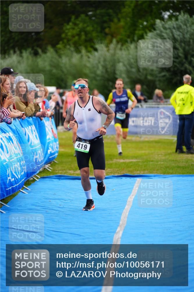30.08.2026 - Elbe Triathlon Hamburg LAZAROV Photography http://msf.ph/oto/10056171 30.08.2026 11:08:38 Ziel 419, 590, 655, 1260 meine-sportfotos.de