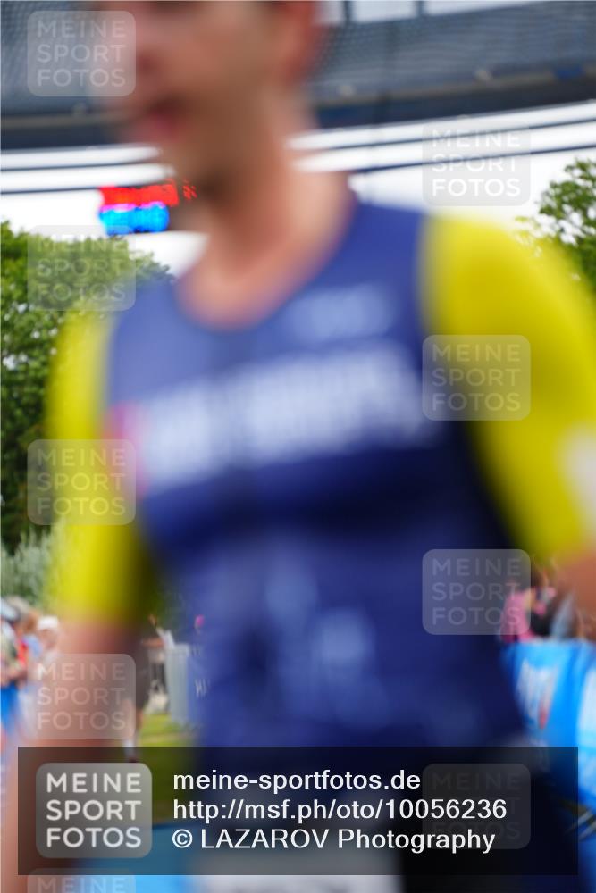 30.08.2026 - Elbe Triathlon Hamburg LAZAROV Photography http://msf.ph/oto/10056236 30.08.2026 11:08:48 Ziel 503, 555, 655, 746 meine-sportfotos.de