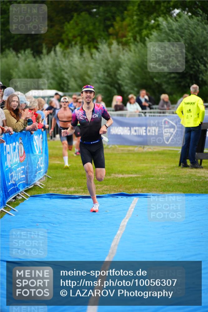 30.08.2026 - Elbe Triathlon Hamburg LAZAROV Photography http://msf.ph/oto/10056307 30.08.2026 11:09:04 Ziel 633, 1098 meine-sportfotos.de