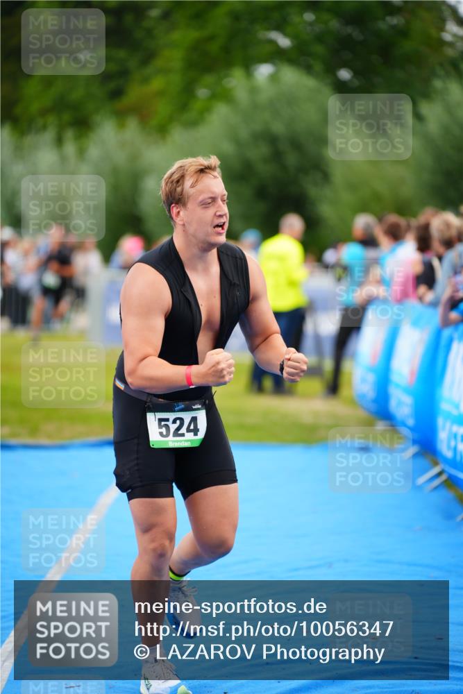30.08.2026 - Elbe Triathlon Hamburg LAZAROV Photography http://msf.ph/oto/10056347 30.08.2026 11:09:27 Ziel 505, 524, 681, 751 meine-sportfotos.de