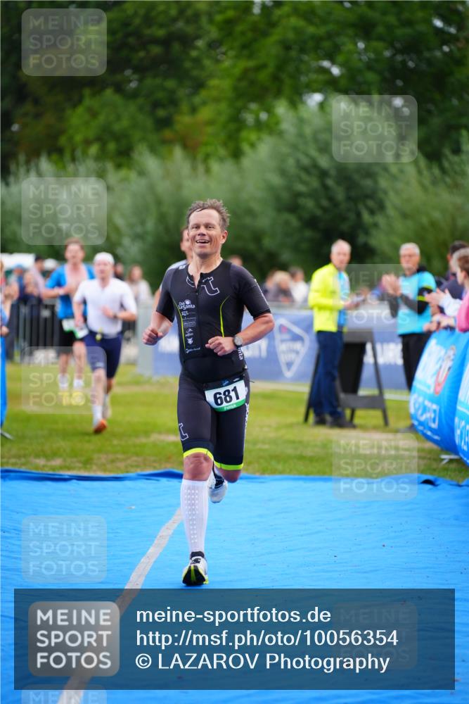 30.08.2026 - Elbe Triathlon Hamburg LAZAROV Photography http://msf.ph/oto/10056354 30.08.2026 11:09:32 Ziel 505, 539, 624, 681, 751 meine-sportfotos.de