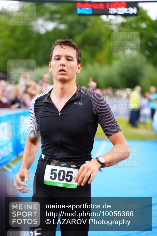 30.08.2026 - Elbe Triathlon Hamburg LAZAROV Photography http://msf.ph/oto/10056366 30.08.2026 11:09:36 Ziel 505, 539, 624, 681, 751, 1164 meine-sportfotos.de