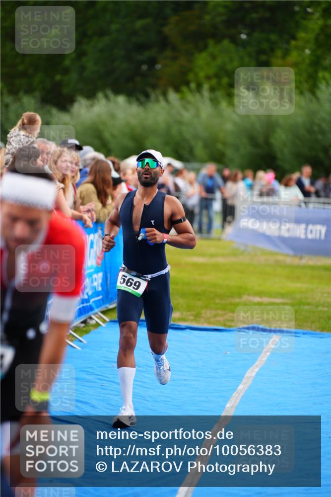 30.08.2026 - Elbe Triathlon Hamburg LAZAROV Photography http://msf.ph/oto/10056383 30.08.2026 11:09:45 Ziel 569, 1164 meine-sportfotos.de