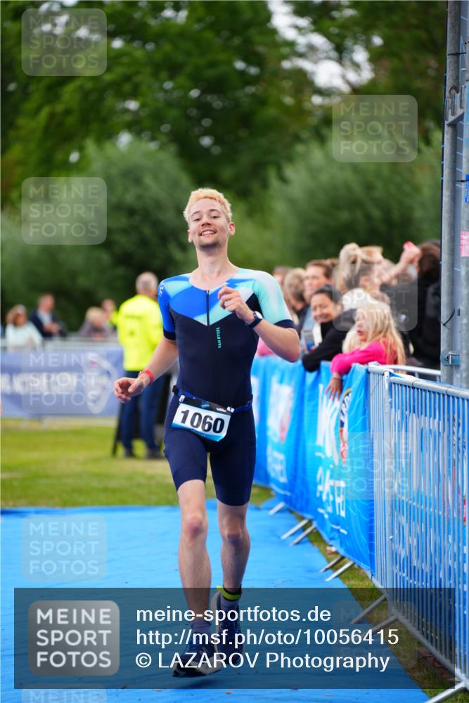 30.08.2026 - Elbe Triathlon Hamburg LAZAROV Photography http://msf.ph/oto/10056415 30.08.2026 11:09:56 Ziel 626, 1060 meine-sportfotos.de