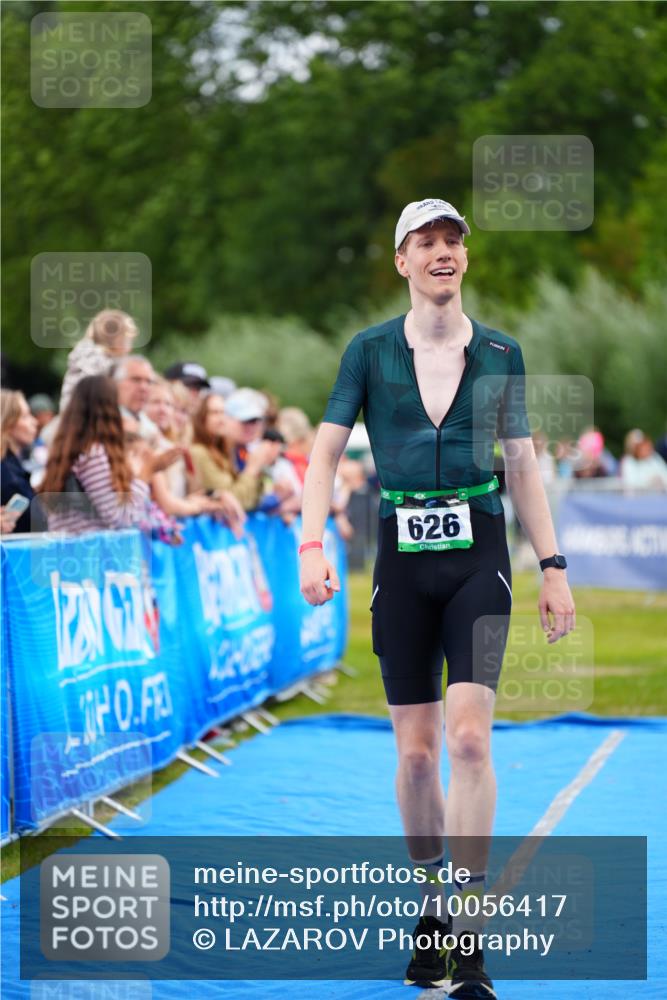30.08.2026 - Elbe Triathlon Hamburg LAZAROV Photography http://msf.ph/oto/10056417 30.08.2026 11:09:57 Ziel 626, 1060 meine-sportfotos.de