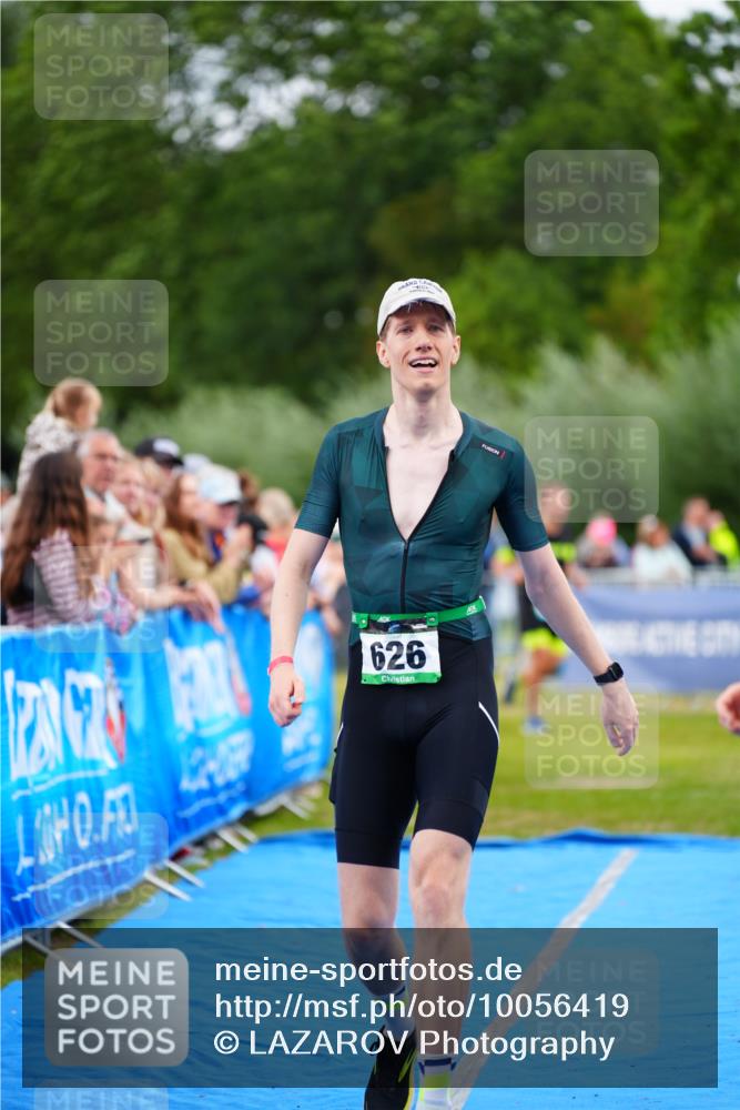 30.08.2026 - Elbe Triathlon Hamburg LAZAROV Photography http://msf.ph/oto/10056419 30.08.2026 11:09:57 Ziel 626, 1060 meine-sportfotos.de