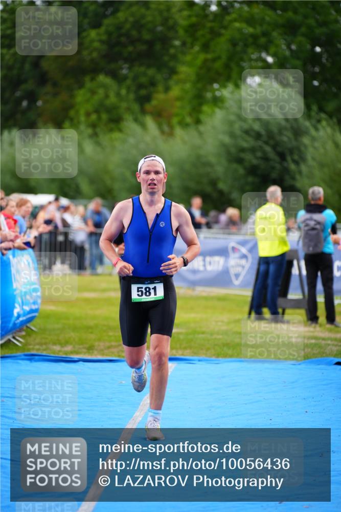 30.08.2026 - Elbe Triathlon Hamburg LAZAROV Photography http://msf.ph/oto/10056436 30.08.2026 11:10:10 Ziel 439, 581 meine-sportfotos.de