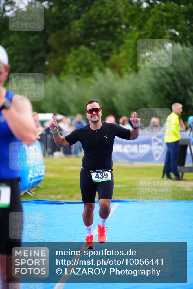 30.08.2026 - Elbe Triathlon Hamburg LAZAROV Photography http://msf.ph/oto/10056441 30.08.2026 11:10:13 Ziel 439, 581 meine-sportfotos.de