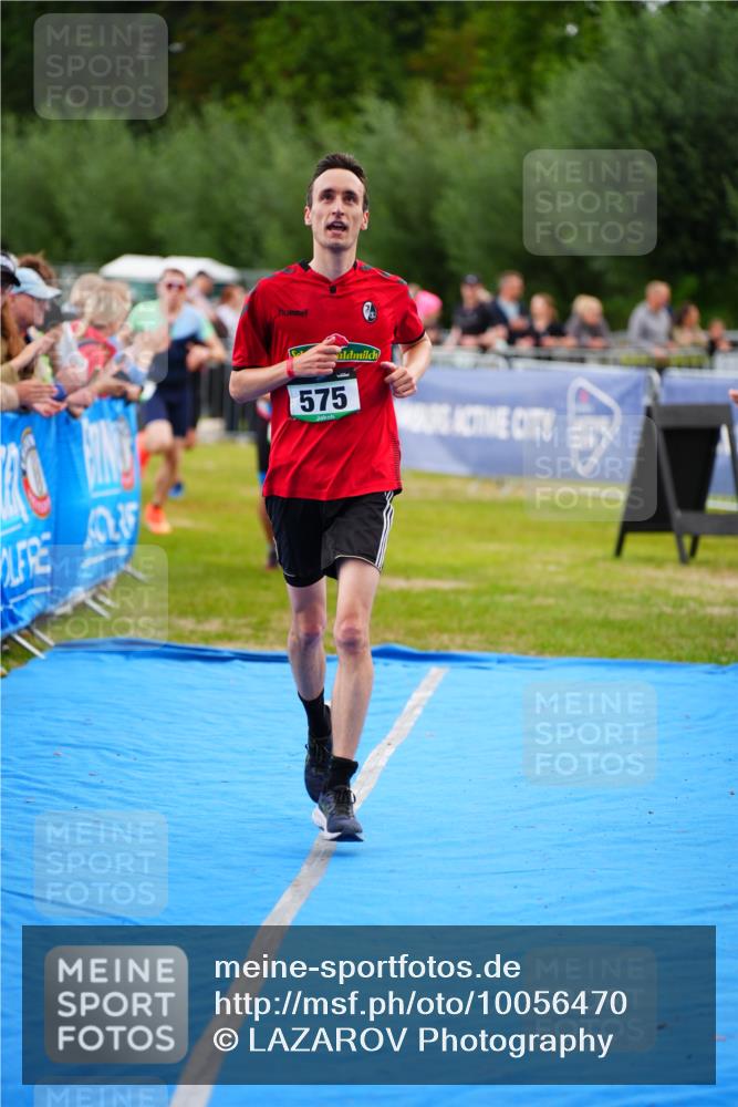 30.08.2026 - Elbe Triathlon Hamburg LAZAROV Photography http://msf.ph/oto/10056470 30.08.2026 11:10:38 Ziel 426, 513, 575, 678, 1045 meine-sportfotos.de