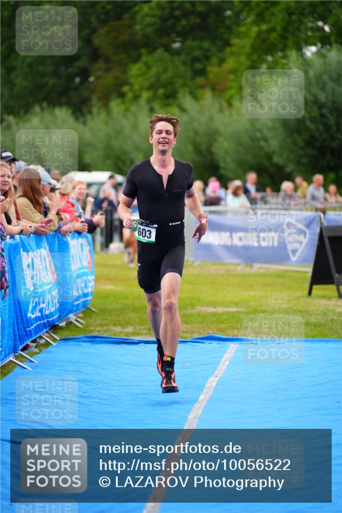 30.08.2026 - Elbe Triathlon Hamburg LAZAROV Photography http://msf.ph/oto/10056522 30.08.2026 11:11:09 Ziel 603, 1010 meine-sportfotos.de