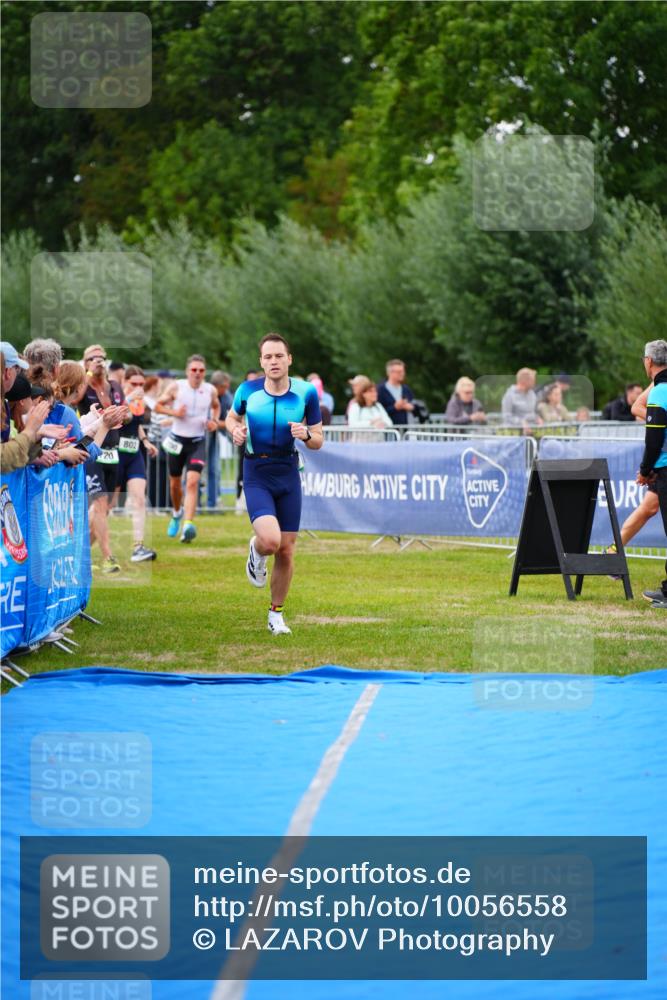 30.08.2026 - Elbe Triathlon Hamburg LAZAROV Photography http://msf.ph/oto/10056558 30.08.2026 11:11:36 Ziel 638, 700 meine-sportfotos.de