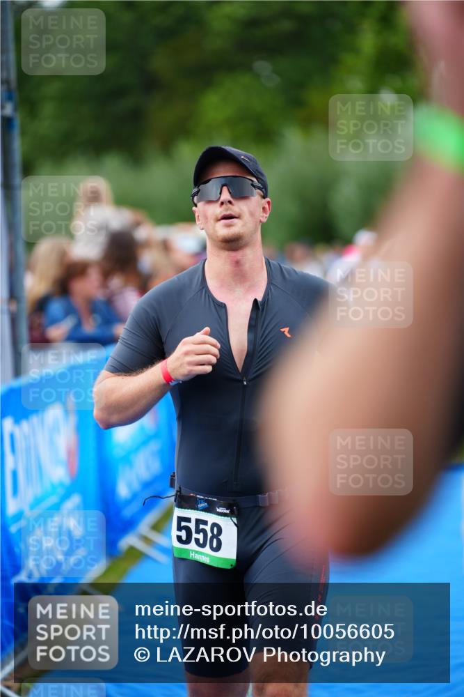 30.08.2026 - Elbe Triathlon Hamburg LAZAROV Photography http://msf.ph/oto/10056605 30.08.2026 11:12:04 Ziel 521, 558 meine-sportfotos.de