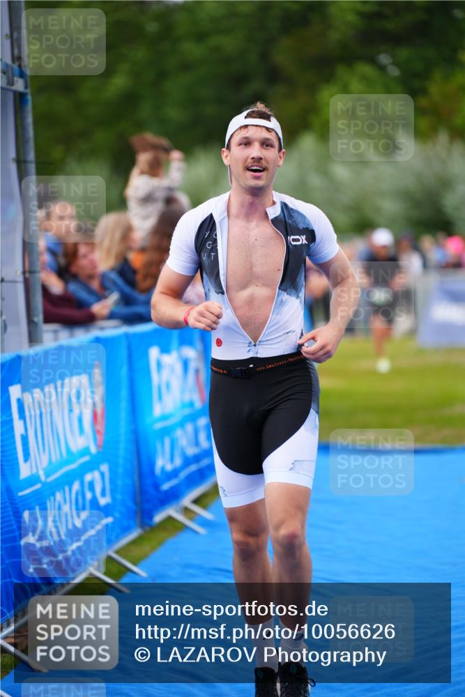 30.08.2026 - Elbe Triathlon Hamburg LAZAROV Photography http://msf.ph/oto/10056626 30.08.2026 11:12:09 Ziel 521, 769 meine-sportfotos.de