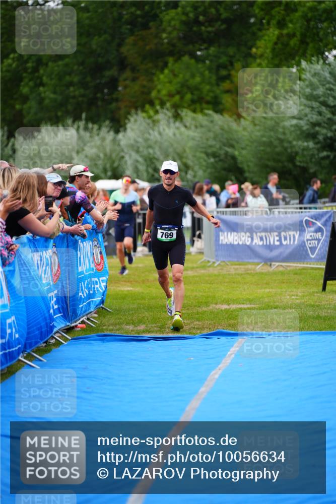 30.08.2026 - Elbe Triathlon Hamburg LAZAROV Photography http://msf.ph/oto/10056634 30.08.2026 11:12:13 Ziel 769, 1039 meine-sportfotos.de