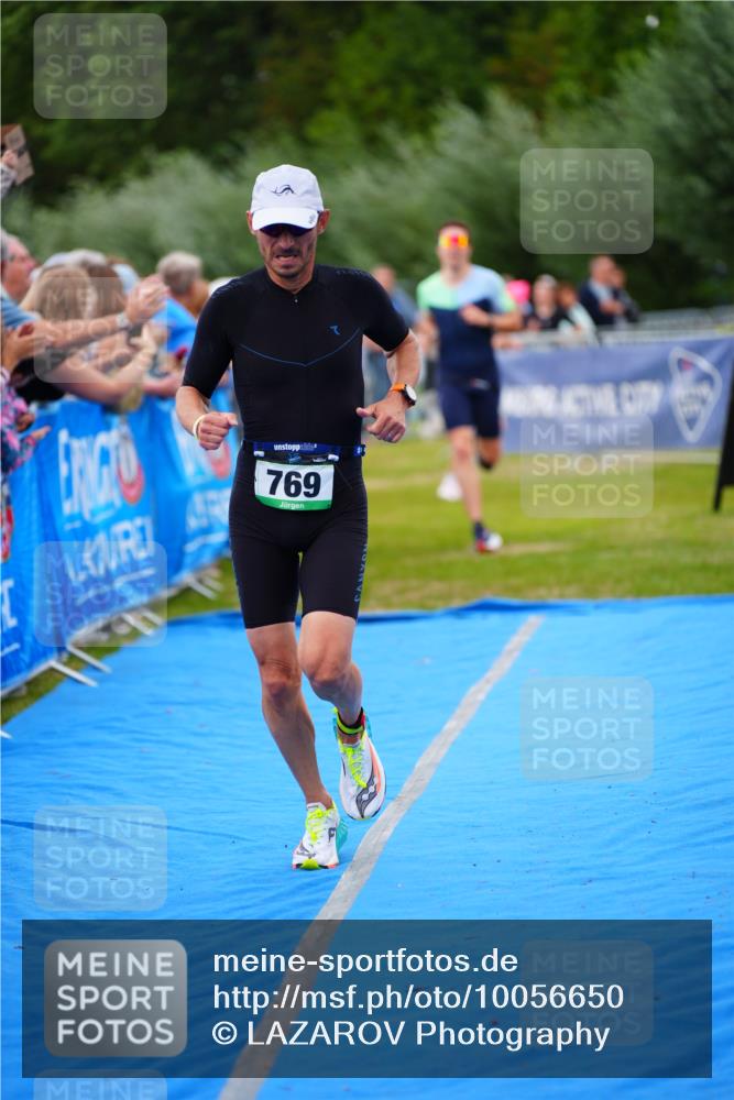 30.08.2026 - Elbe Triathlon Hamburg LAZAROV Photography http://msf.ph/oto/10056650 30.08.2026 11:12:16 Ziel 769, 1039 meine-sportfotos.de