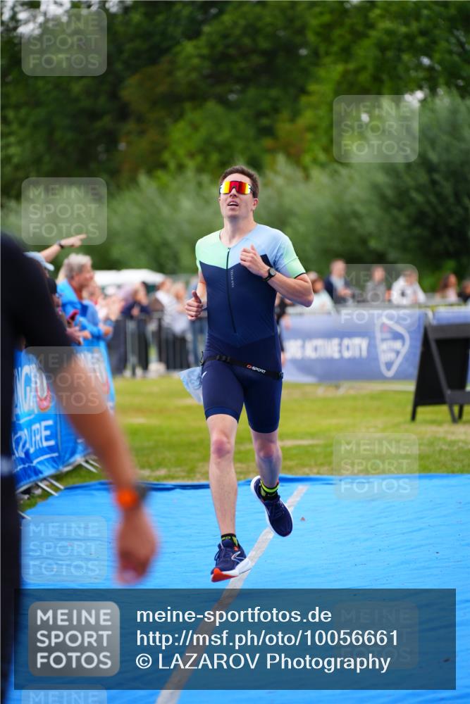 30.08.2026 - Elbe Triathlon Hamburg LAZAROV Photography http://msf.ph/oto/10056661 30.08.2026 11:12:19 Ziel 769, 1039 meine-sportfotos.de