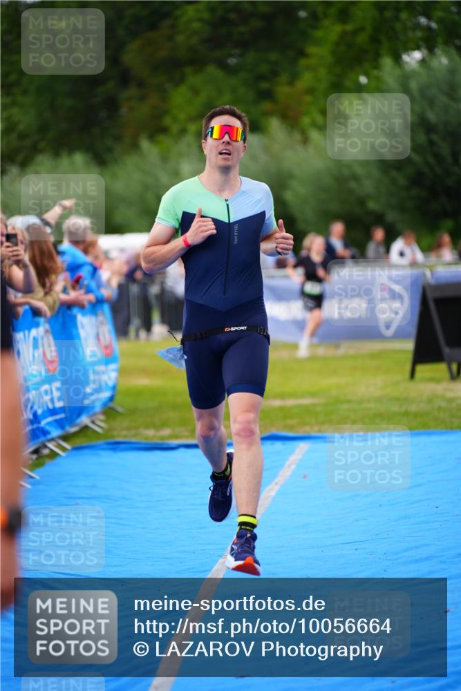 30.08.2026 - Elbe Triathlon Hamburg LAZAROV Photography http://msf.ph/oto/10056664 30.08.2026 11:12:19 Ziel 769, 1039 meine-sportfotos.de
