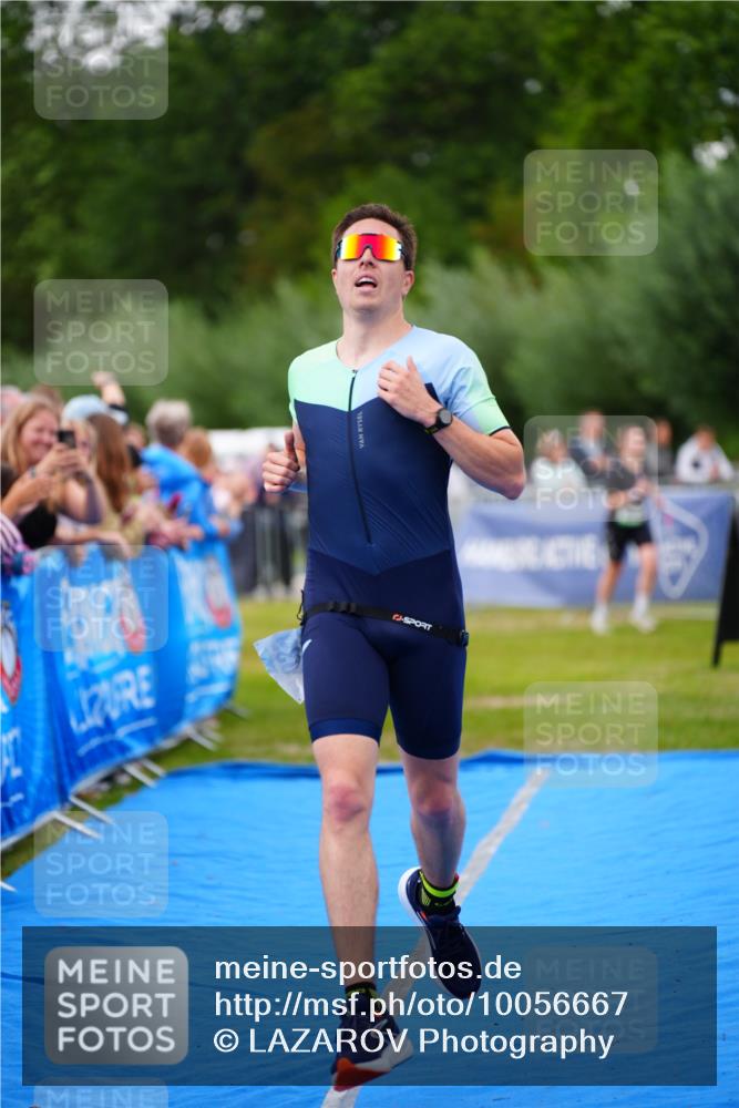 30.08.2026 - Elbe Triathlon Hamburg LAZAROV Photography http://msf.ph/oto/10056667 30.08.2026 11:12:19 Ziel 769, 1039 meine-sportfotos.de