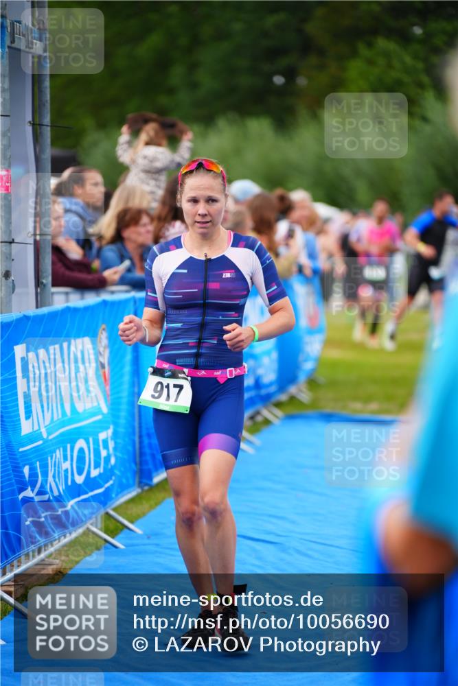 30.08.2026 - Elbe Triathlon Hamburg LAZAROV Photography http://msf.ph/oto/10056690 30.08.2026 11:12:31 Ziel 410, 607, 632, 722, 917 meine-sportfotos.de