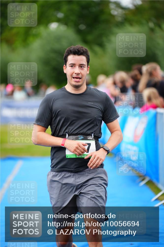 30.08.2026 - Elbe Triathlon Hamburg LAZAROV Photography http://msf.ph/oto/10056694 30.08.2026 11:12:33 Ziel 410, 607, 612, 632, 722, 917 meine-sportfotos.de
